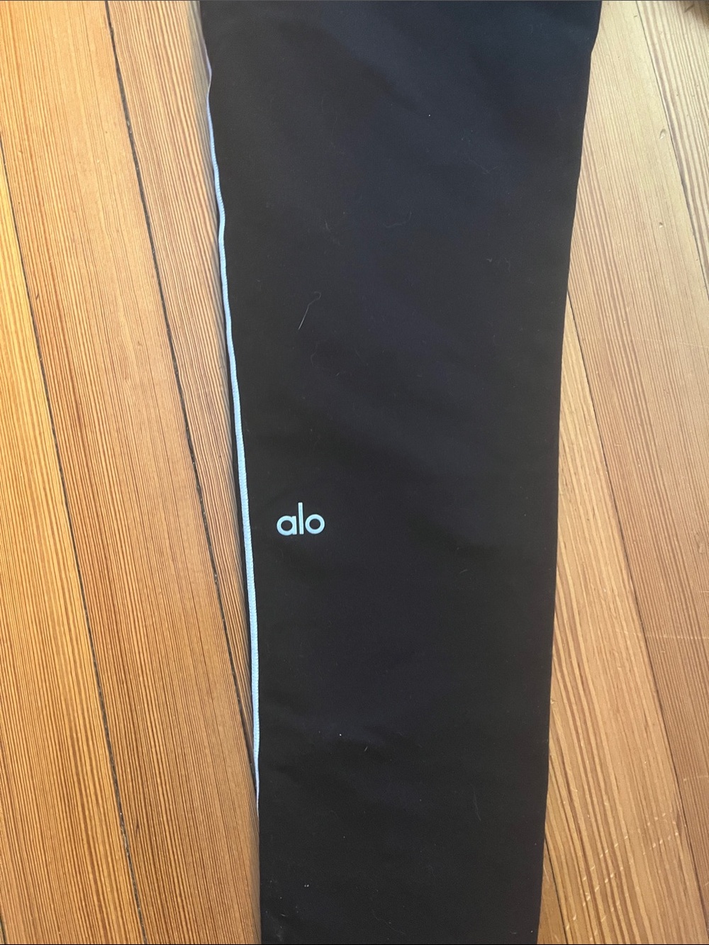 ALO Yoga airbrush high waisted leggings - Picture 7 of 7